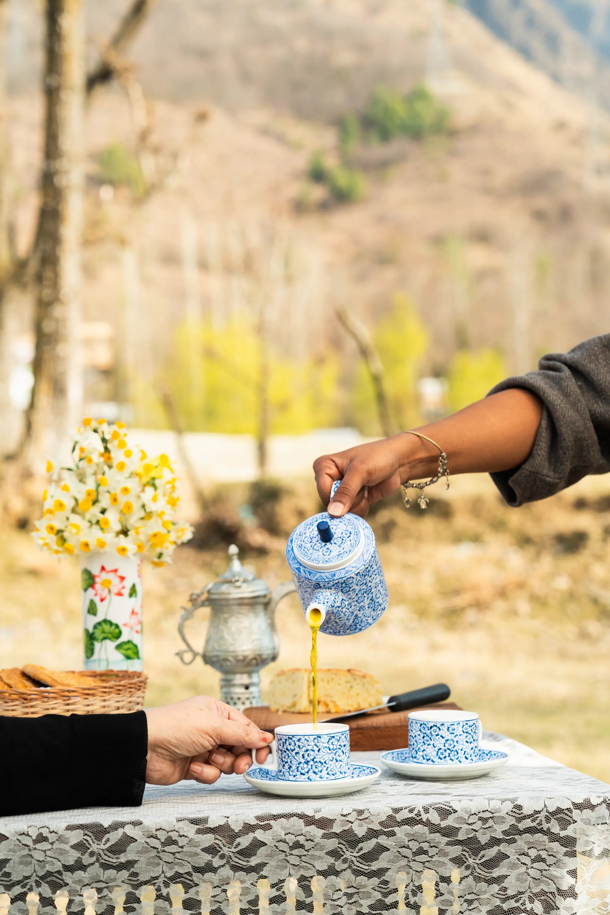 Tea set for 2 (cylindrical shape)