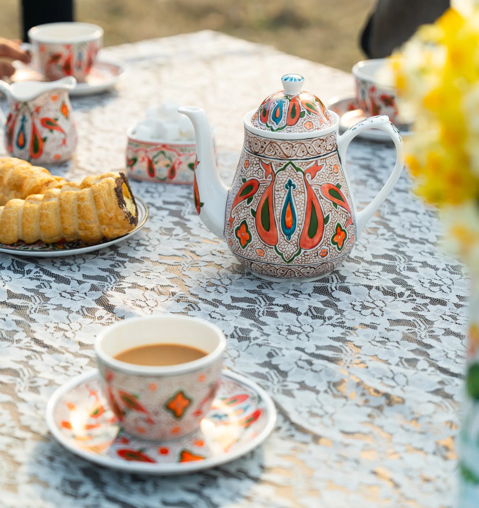 Tea set for 4