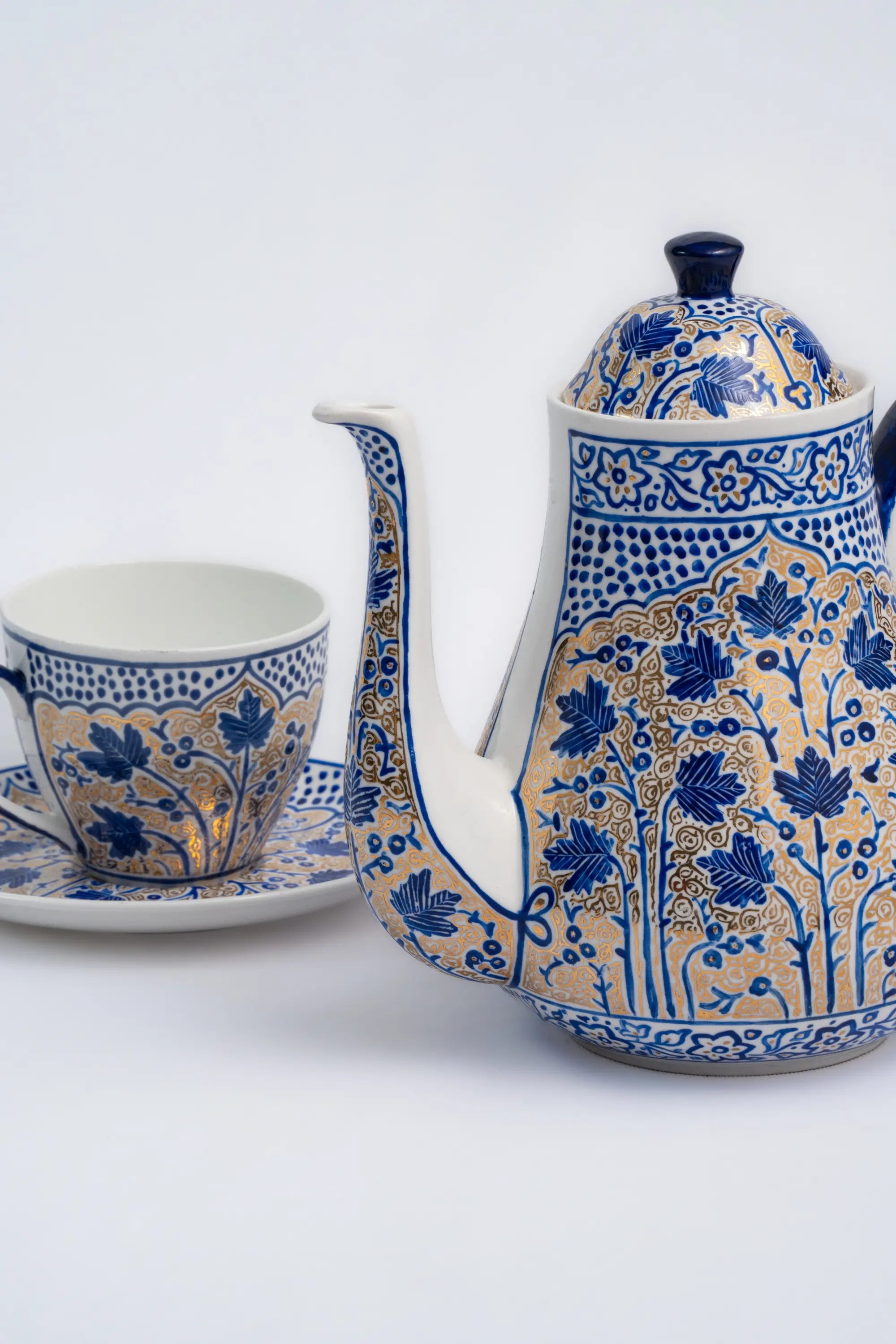 Tea set for 6