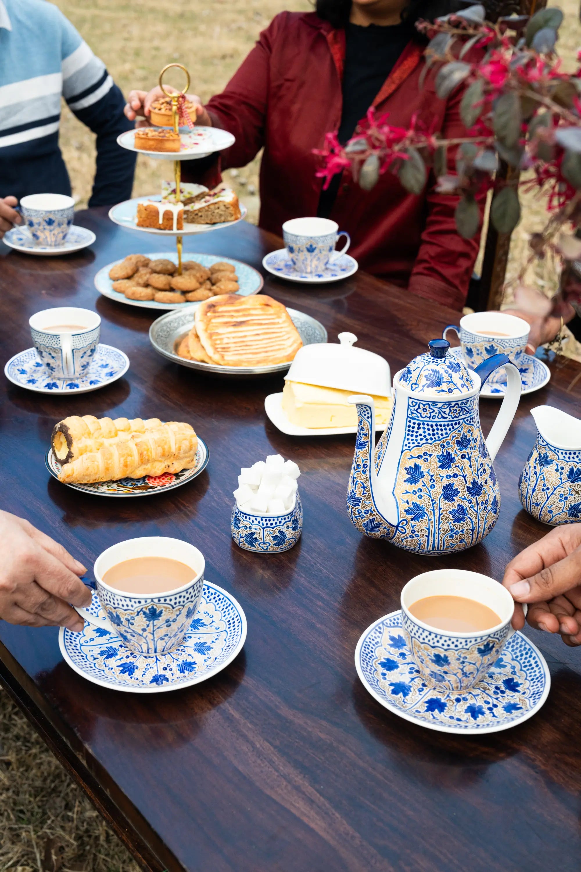 Tea set for 6